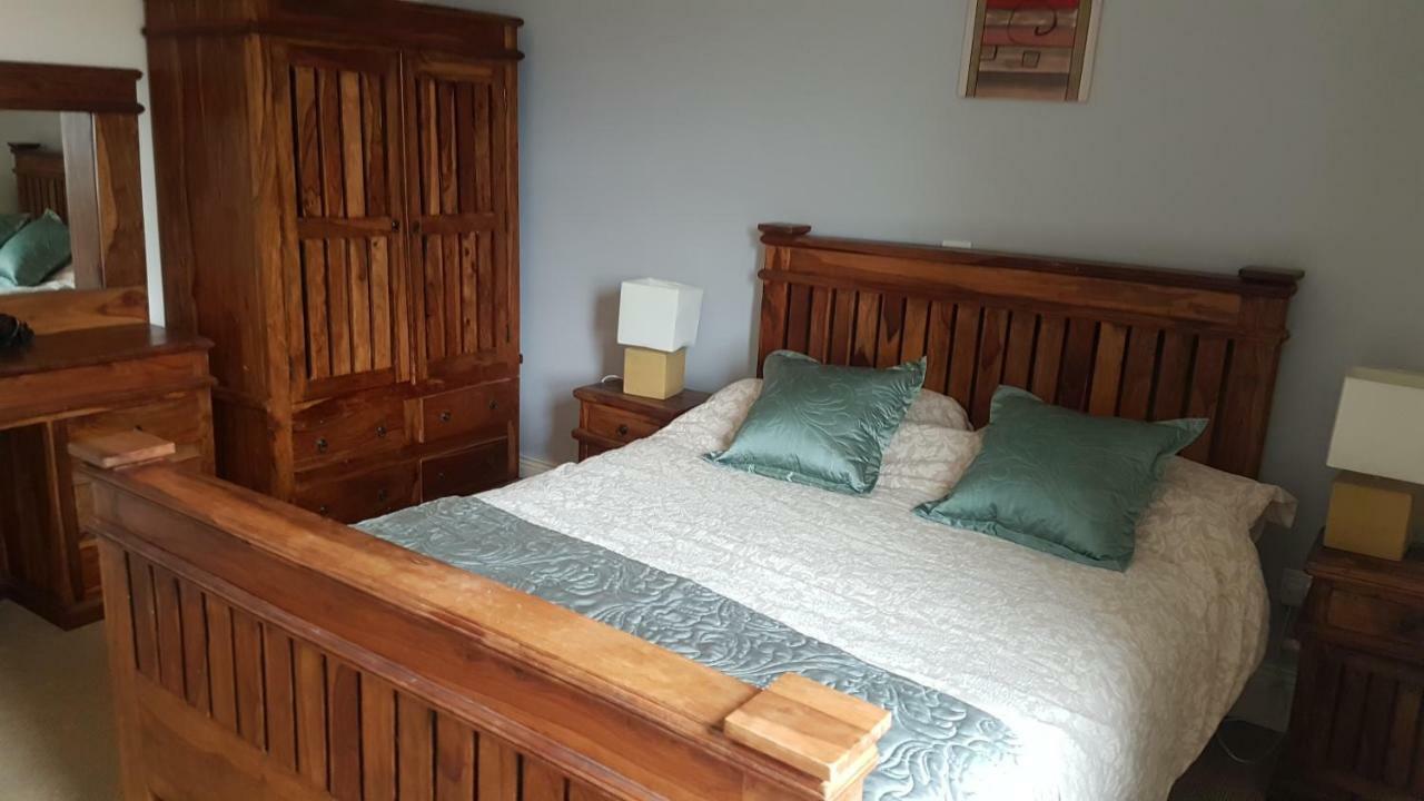 7 Doolin Court Villa Eksteriør bilde